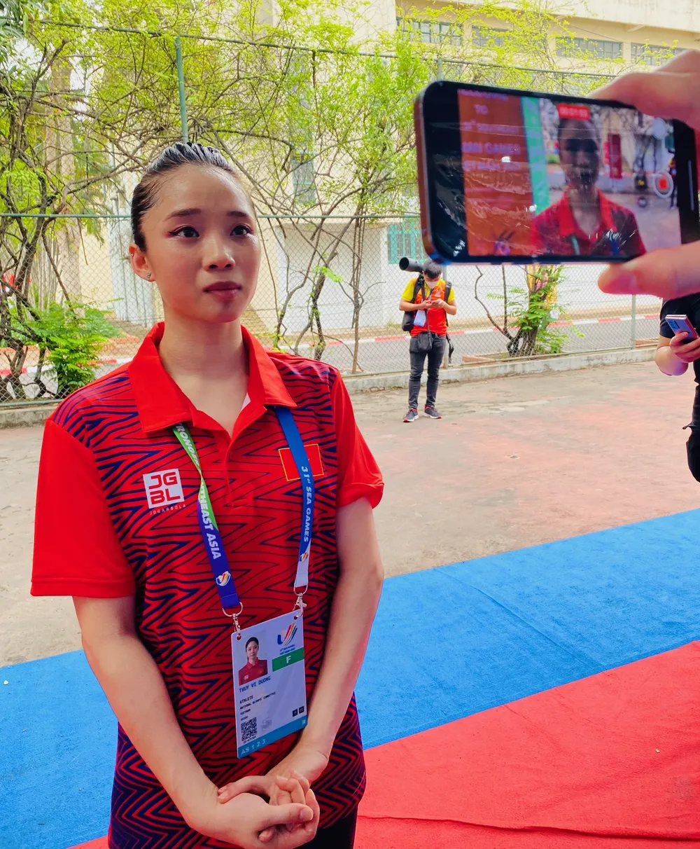 Dương Thúy Vi đã giành tấm HCV đầu tiên cho mình trong ngày 13-5