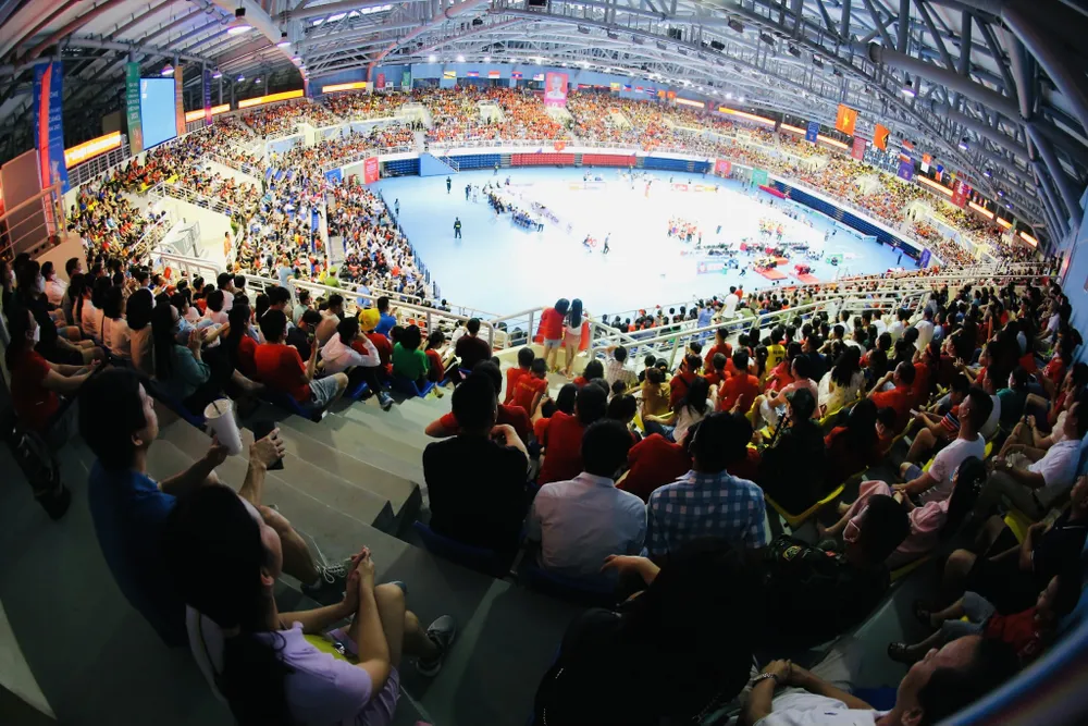 Bóng chuyền nữ Việt Nam cảm ơn khán giả nhà đã cổ vũ hết mình ảnh 3