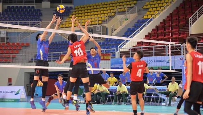 Giải vô địch quốc gia 2022 sẽ rất căng thẳng khi có 2 đội nam, 2 đội nữ phải xuống hạng. Ảnh: I.T