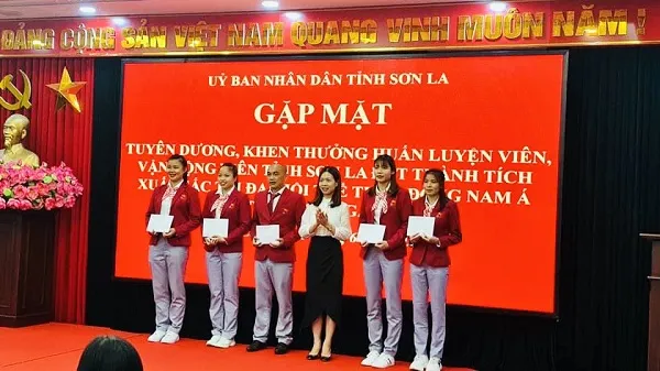 Ghi dấu ấn cô gái Sơn La Lò Thị Hoàng ảnh 2