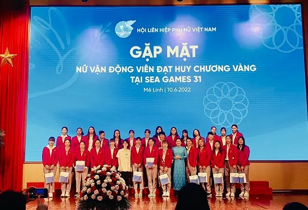 Hội liên hiệp phụ nữ Việt Nam đã gặp mặt vinh danh các nữ VĐV đạt thành tích xuất sắc tại SEA Games 31. Ảnh: H.T.TUẤT