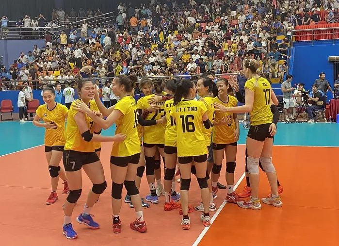 Đội nữ Thái Bình đã có chiến thắng lịch sử tại bán kết để vào chung kết mùa giải 2022. Ảnh: MINH CHIẾN