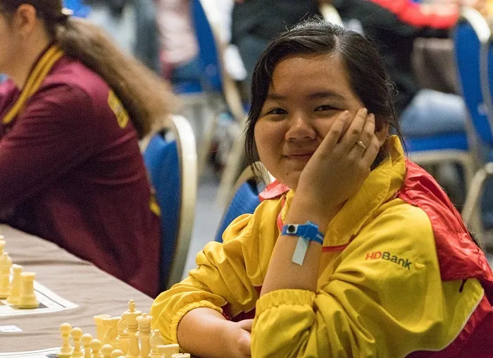 Bạch Ngọc Thùy Dương là kỳ thủ trưởng thành từ cờ vua trẻ TPHCM và đang là gương mặt trẻ thi đấu tốt của cờ vua nữ Việt Nam. Ảnh: L.M.CHÂU