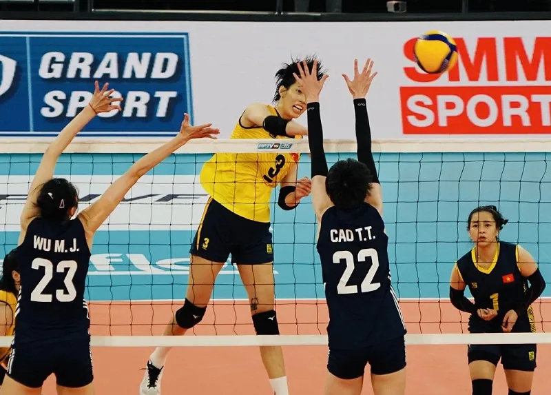 Chủ công đội trưởng Trần Thị Thanh Thúy tiếp tục thi đấu tốt ở trận gặp Trung Quốc. Ảnh: AVC