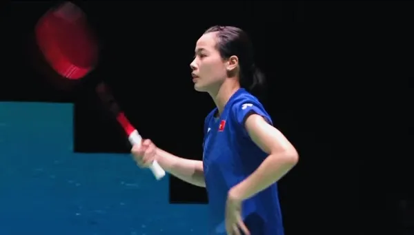 Thùy Linh đã nỗ lực nhưng không có chiến thắng ở vòng 2 đơn nữ. Ảnh: MINH CHIẾN