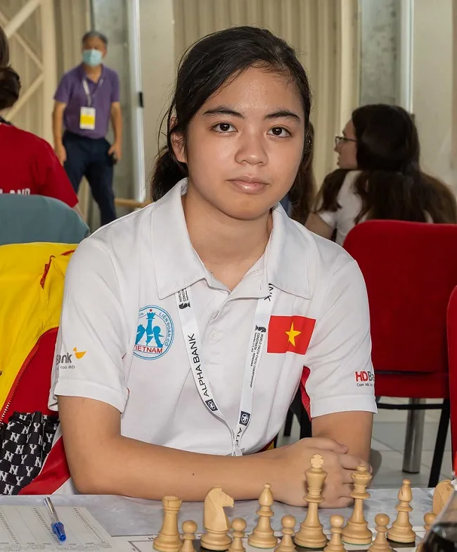 Kỳ thủ Nguyễn Hồng Nhung đang thi đấu giải tại Romania. Ảnh: A.THƯ