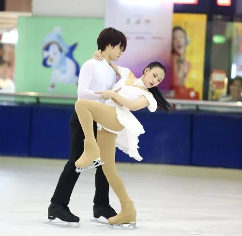 Các VĐV đã được một giải trượt băng nghệ thuật vô địch quốc gia ý nghĩa ảnh 4