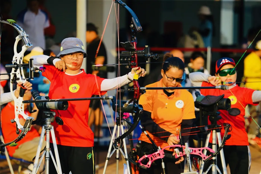 Đỗ Thị Ánh Nguyệt rơi khỏi top 3 còn Thanh Nhi đứng hạng nhì ảnh 1