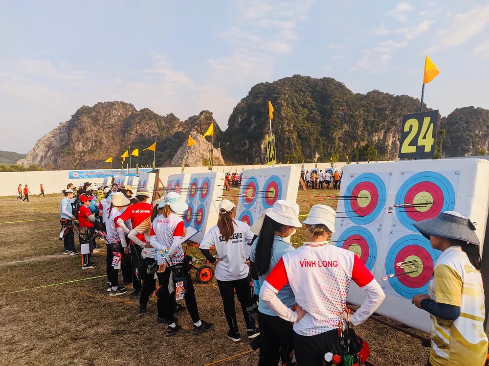 Đỗ Thị Ánh Nguyệt rơi khỏi top 3 còn Thanh Nhi đứng hạng nhì ảnh 2