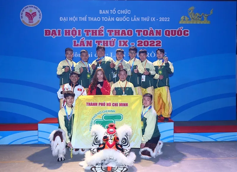 Đại hội thể thao toàn quốc: Xem đội TPHCM múa lân-sư-rồng giành HCV ảnh 6