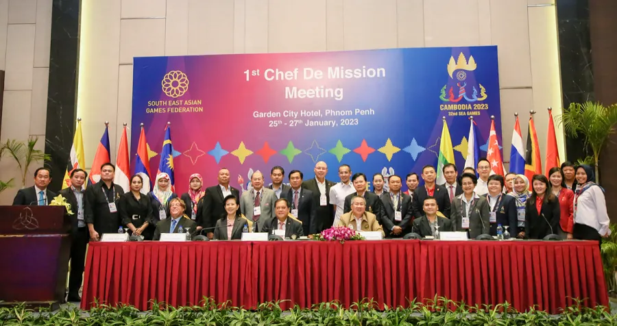 Đại diện các đoàn tham dự Hội nghị trưởng đoàn SEA Games 32 lần thứ nhất. Ảnh: CAMSOC