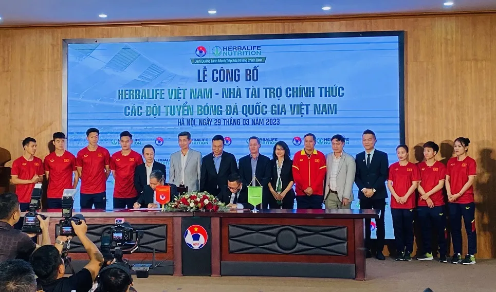 Đơn vị đồng hành với VFF đã ra mắt trong ngày 29-3. Ảnh: MINH CHIẾN