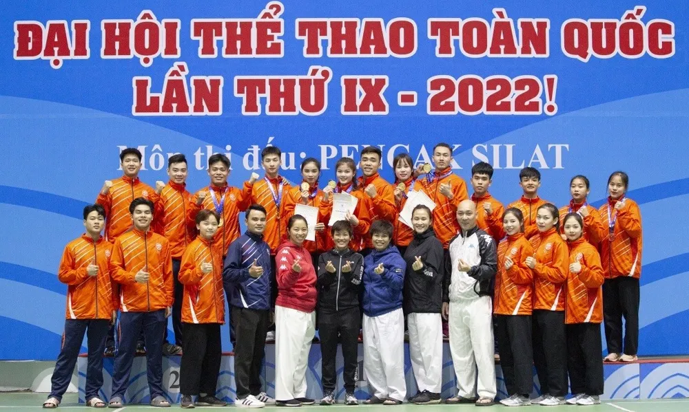 Đội pencak silat Hà Nội tại Đại hội thể thao toàn quốc lần 9-2022. Ảnh: HUYỀN CHI