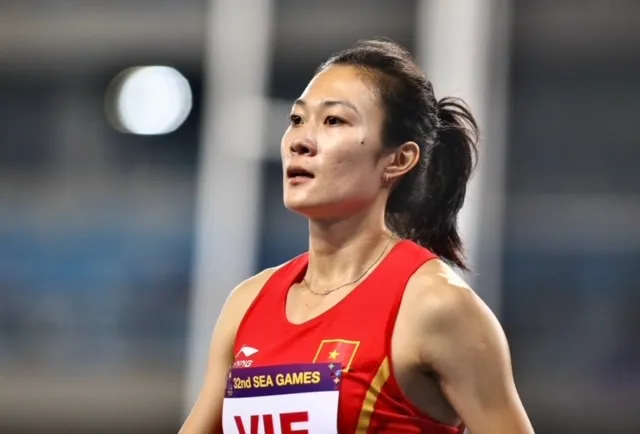 Lê Tú Chinh đã thi đấu tốt ở lượt tiếp sức thứ hai của nội dung. Ảnh: DŨNG PHƯƠNG