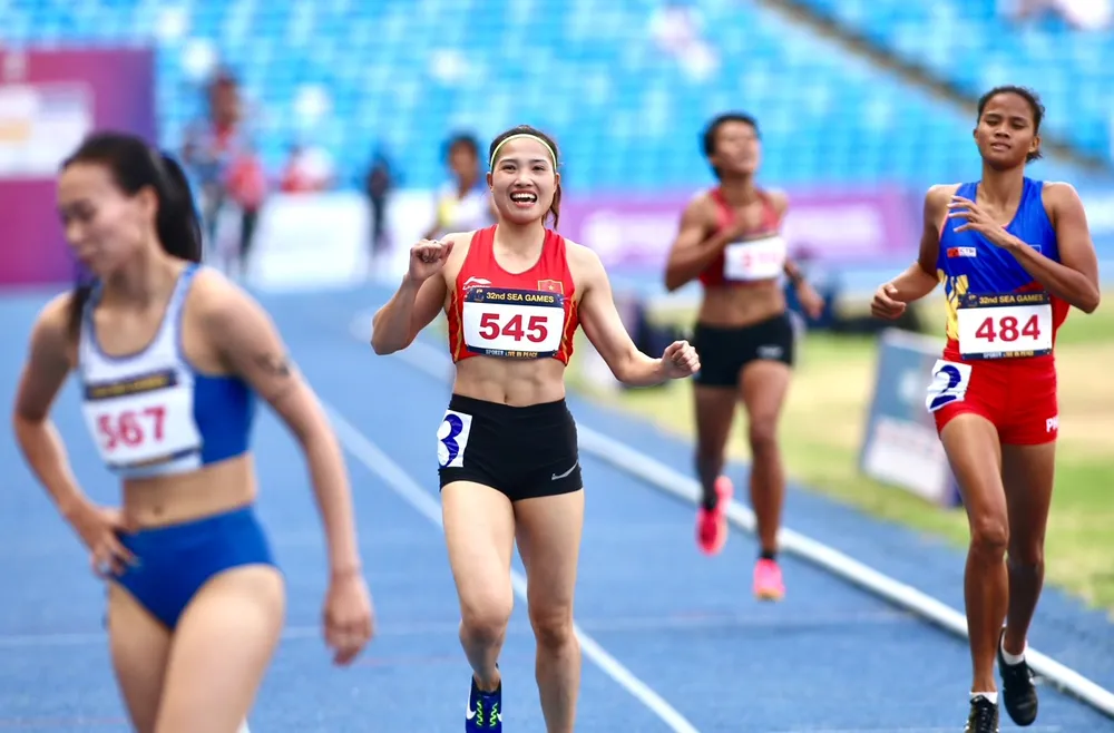 Linh Na là nhà vô địch tại SEA Games 32. Ảnh: DŨNG PHƯƠNG