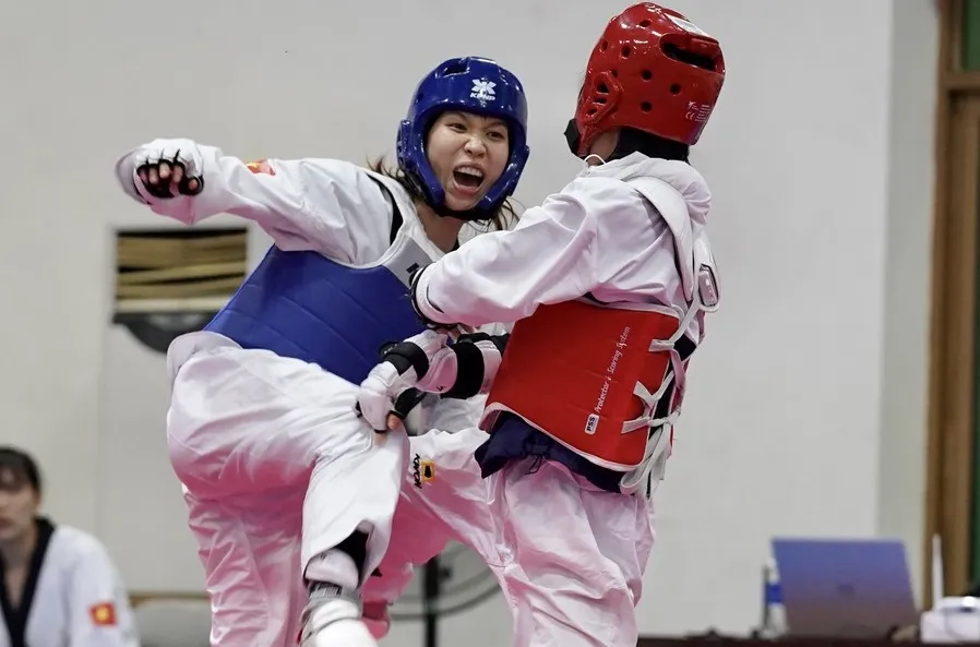 Võ sĩ Trương Thị Kim Tuyền (xanh) là niềm hy vọng ở hạng 49kg nữ của chúng ta. Ảnh: TaekwondoVN Võ sĩ Trương Thị Kim Tuyền (xanh) là niềm hy vọng ở hạng 49kg nữ của chúng ta. Ảnh: TaekwondoVN