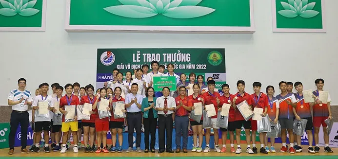 Qua một năm, số lượng các VĐV và đơn vị đăng kí giải cầu lông trẻ tăng so với trước. Ảnh: VBF