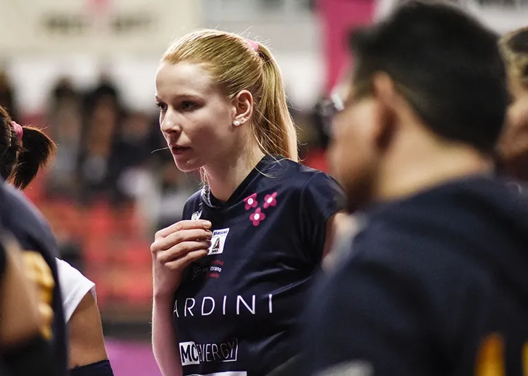 Tay đập Lana Scuka (Slovenia) đã đạt được thỏa thuận với đội nữ G.Thái Bình. ẢnhL LFV