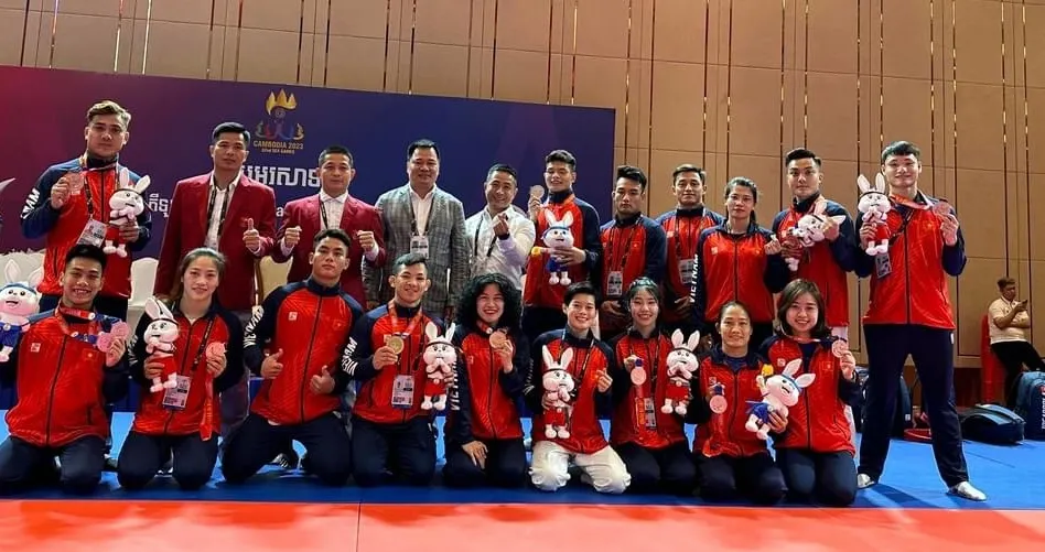 Tuyển jujitsu Việt Nam có sự chuẩn bị chuyên môn kĩ càng từ sau SEA Games 32 và bây giờ sẽ hướng tới thi đấu vô địch thế giới 2023. Ảnh: MINH MINH
