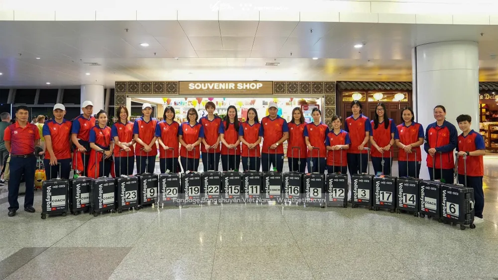 Đội tuyển bóng chuyền nữ Việt Nam đã đi Pháp. Ảnh: THÙY CHI