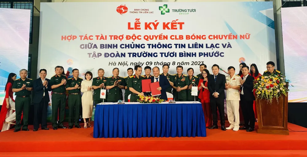 Đội bóng chuyền nữ Bộ tư lệnh Thống tin đã có gói tài trợ 10 tỉ đồng/năm. Ảnh: MINH MINH