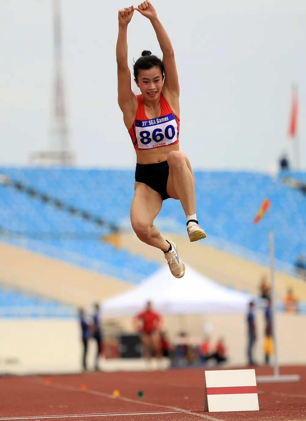 Ngọc Hà khi thi đấu tại SEA Games 31 và bây giờ cô đã hết thời gian bị cấm thi đấu vì doping. Ảnh: CỤC TDTT