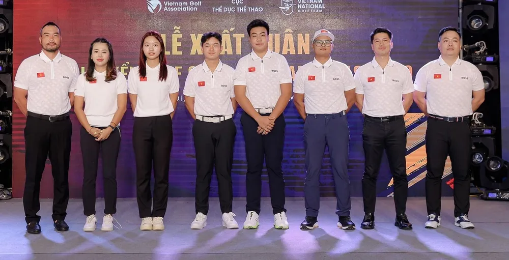 Tuyển golf Việt Nam tại lễ xuất quân lên đường dự ASIAD 19. Ảnh: VGA