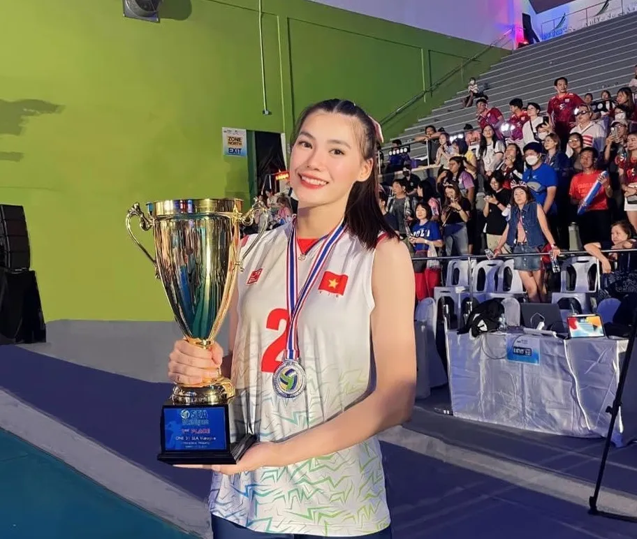 Vi Thị Yến Nhi đang là cầu thủ chuyền hai trẻ triển vọng và từng dự SEA V.League 2023. Ảnh: AVC