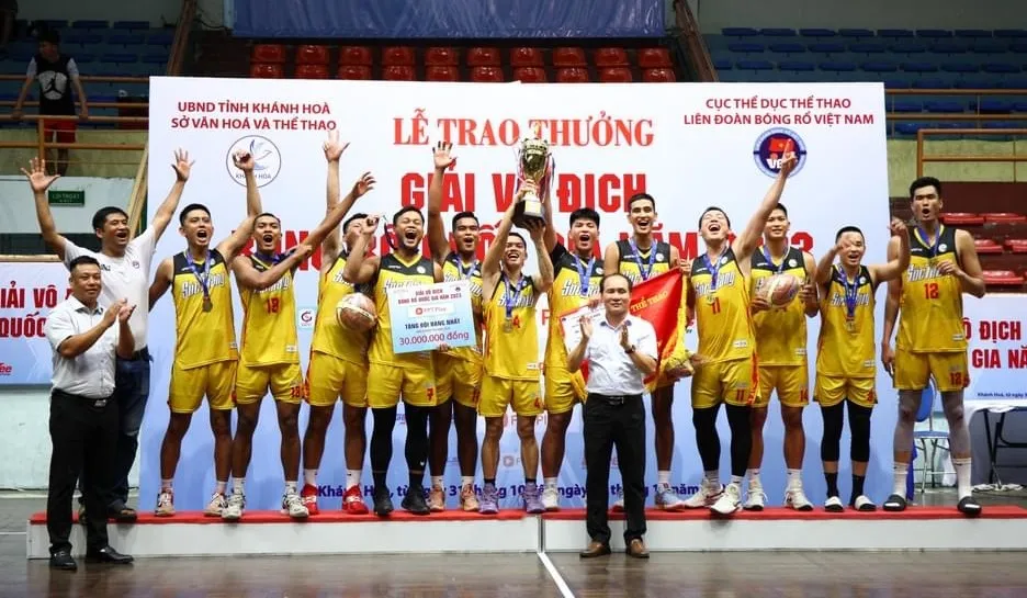 Đội nam Sóc Trăng vô địch 5x5 ở giải năm nay. Ảnh: VBF