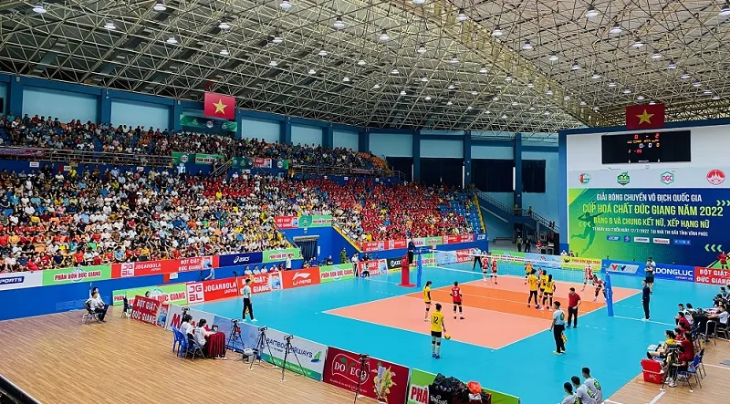 Bóng chuyền Việt Nam luôn chờ những khán đài đông khán giả ở giải vô địch quốc gia. Ảnh: MINH MINH