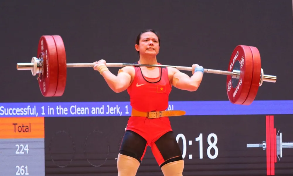 Phạm Thị Hồng Thanh có vị trí thứ 6 ở hạng 71kg nữ tại giải cử tạ vô địch châu Á 2024. Ảnh: D.P