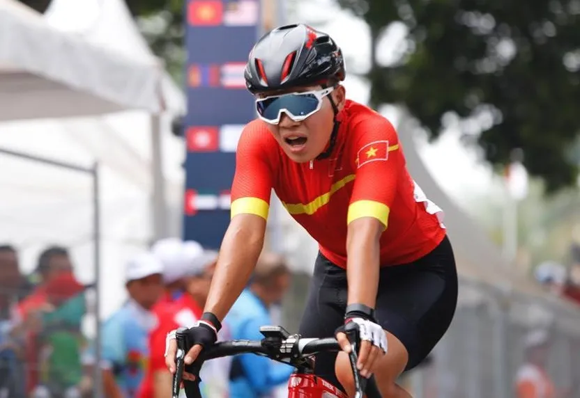 Cua-rơ Nguyễn Thị Thật là 1 trong 89 gương mặt có tên ở danh sách đầu tư trọng điểm của thể thao Việt Nam đối với Olympic Paris (Pháp) 2024. Ảnh: ĐOÀN TTVN