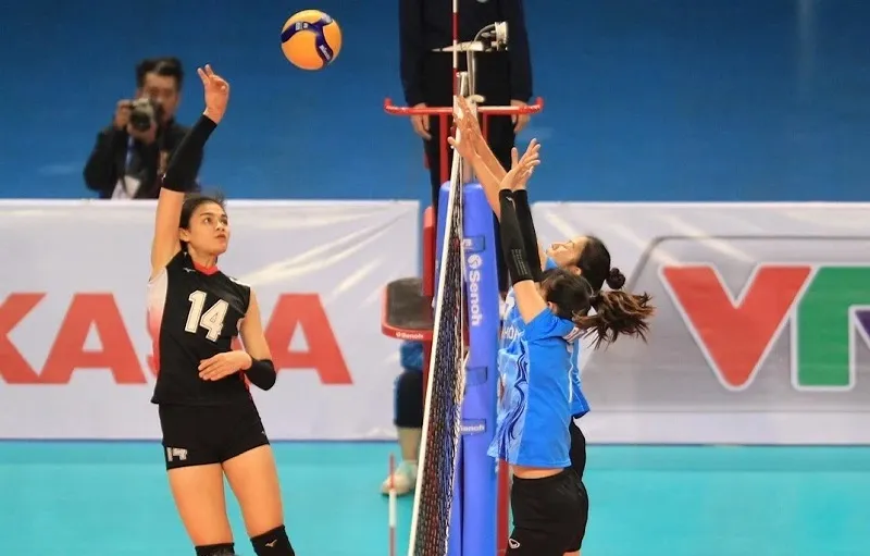 Vi Thị Như Quỳnh (14) khoác áo đội bóng áo lính dự Cúp Hùng Vương 2024. Ảnh: DŨNG PHƯƠNG