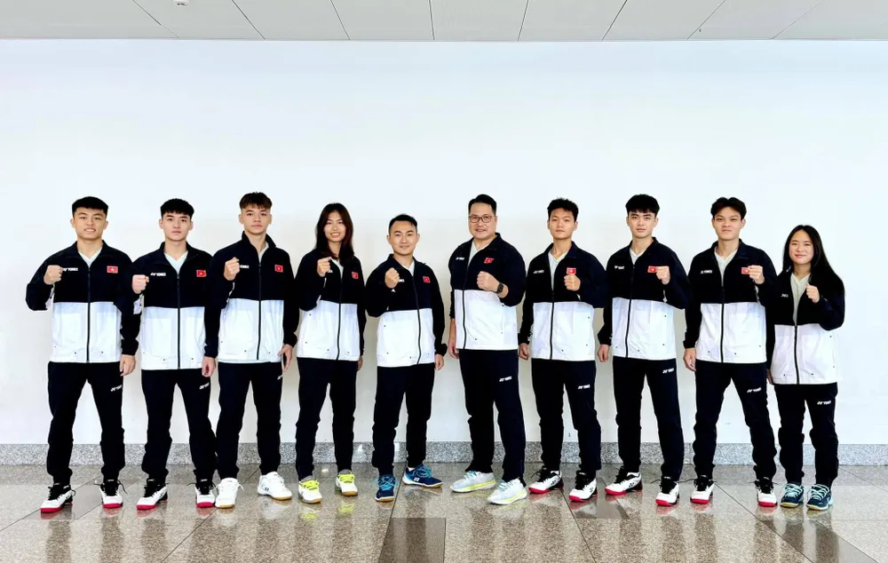 Đội cầu lông trẻ Việt Nam tại giải vô địch trẻ châu Á 2024. Ảnh: VBF