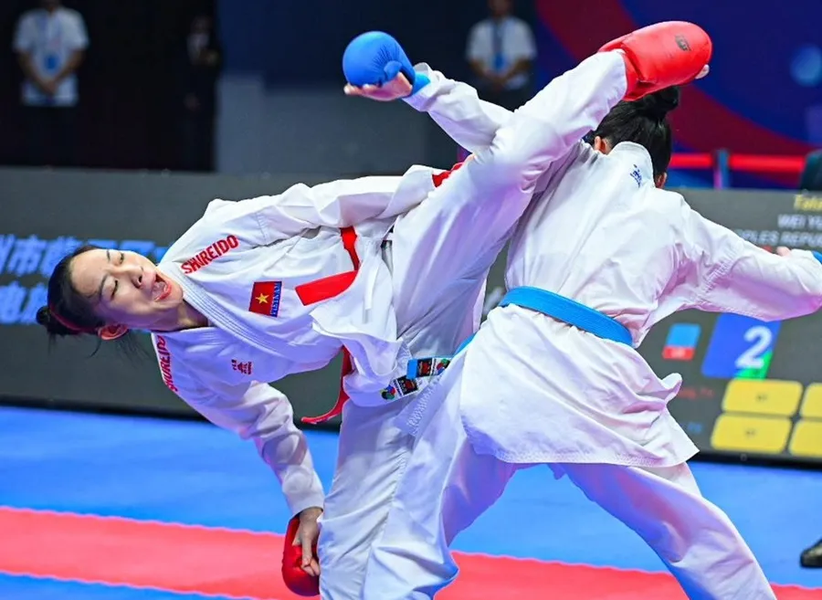 Võ sỹ karate Việt Nam đã nỗ lực thi đấu trên đấu trường quốc tế trong năm 2024. Ảnh: AKF