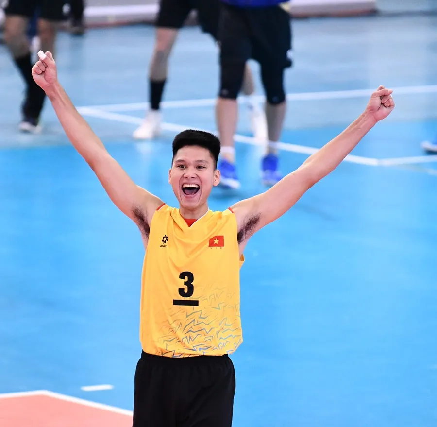 Chủ công Dương Văn Tiên được đội Sanest Khánh Hòa cho đội VLXD Bình Dương tăng cường lực lượng dự giải hạng A toàn quốc 2025. Ảnh: AVC