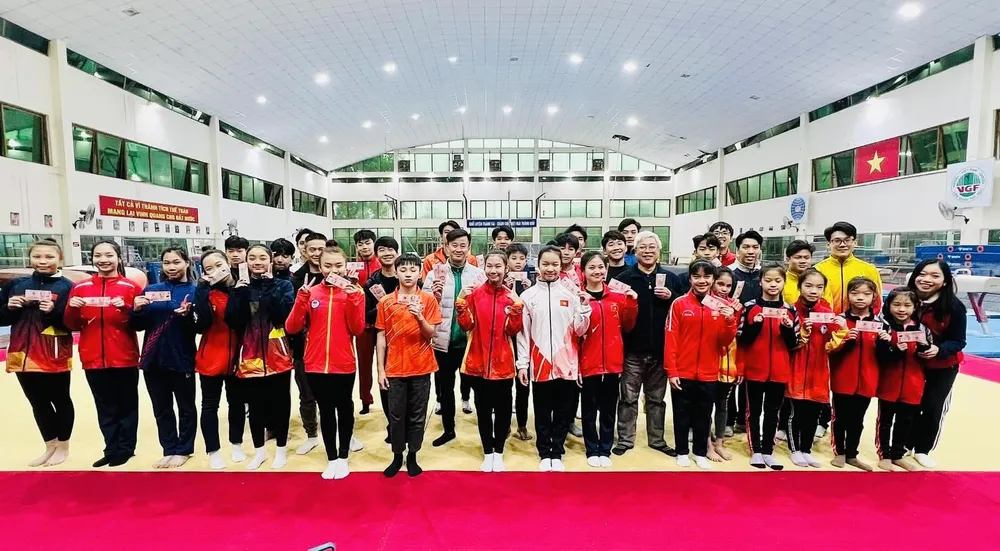 HLV Phan Thị Hà Thanh (ngoài cùng bên phải) đang là HLV phụ trách đội nữ TDDC quốc gia của thể thao Việt Nam. Ảnh: THANH PHAN