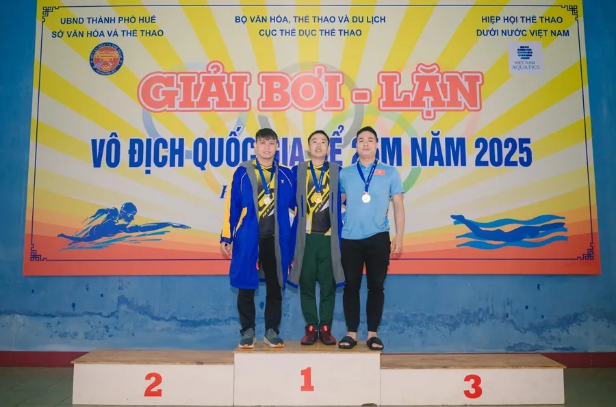 VĐV lặn của TPHCM đang thi đấu xuất sắc để có vị trí dẫn đầu tổng sắp huy chương tại giải. Ảnh: VASA