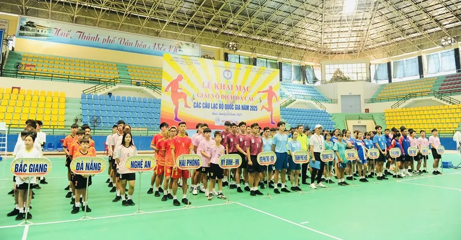 VĐV đá cầu toàn quốc đang có mặt tranh tài tại TT-Huế để tham dự giải vô địch các câu lạc bộ quốc gia 2025. Ảnh: MINH MINH