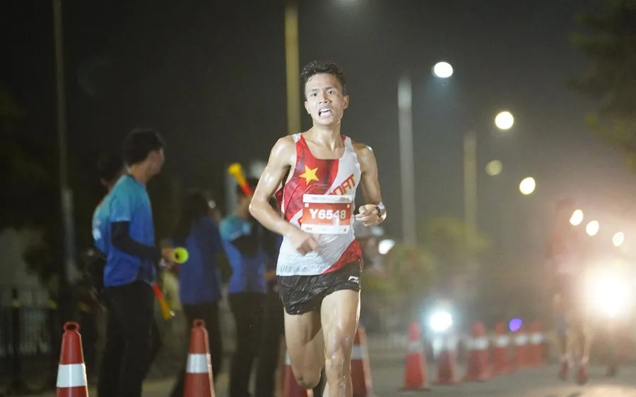Tòng Văn Hoàn đang là chân chạy chủ lực của điền kinh Lai Châu tại giải quốc gia. Ảnh: NHƯ Ý