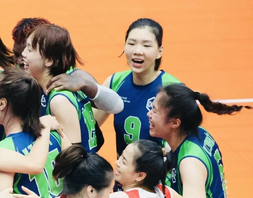 Phụ công Bích Thủy (9) không được đội bóng nào chọn trong kỳ try-out ở ngày 11-4. Ảnh: DŨNG PHƯƠNG