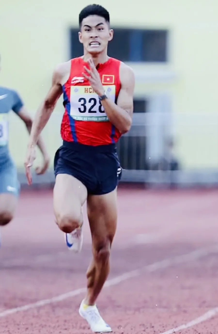 Tạ Ngọc Tưởng đã có kết quả tốt trong nội dung 400m tại Cúp Tốc độ thống nhất TPHCM 2025 vừa qua. Ảnh: NG.TƯỞNG