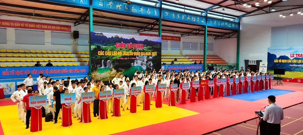 VĐV jujitsu cả nước bắt đầu thi đấu giải quốc gia tại Cao Bằng để tìm cơ hội giành kết quả cao nhất. Ảnh: MINH MINH