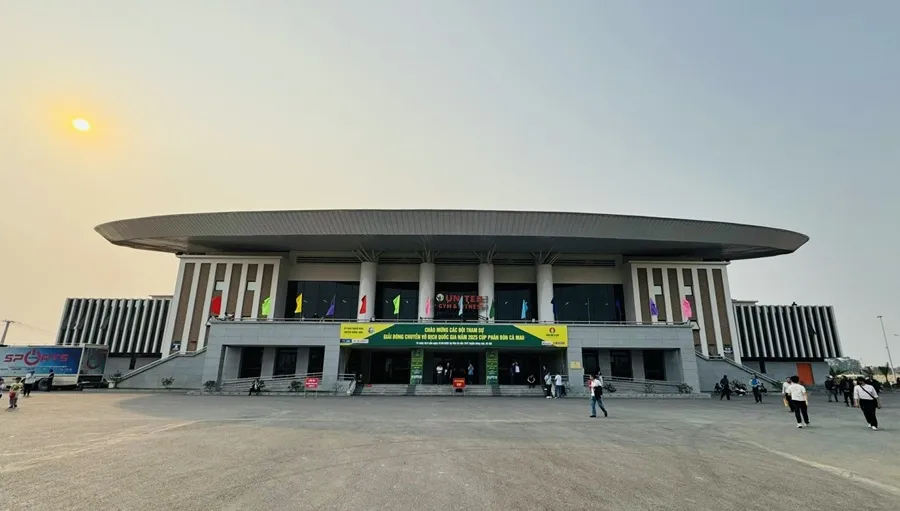 Nhà thi đấu Đông Anh (Hà Nội) sẽ đón chào các đội bóng tới thi đấu vào tháng 6 sắp tới. Ảnh: DŨNG PHƯƠNG