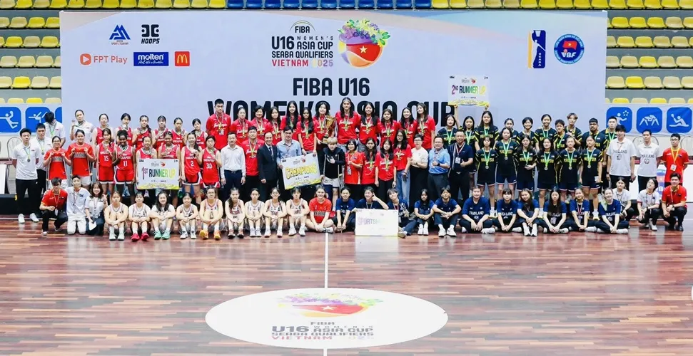 Các đội bóng đã kết thúc tranh tài tại nhà thi đấu Thanh Trì (Hà Nội). Ảnh: VBF