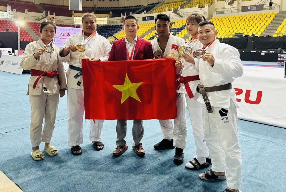 Tuyển jujitsu Việt Nam đã có các kết quả huy chương quan trọng ngày đầu tiên tại giải vô địch châu Á 2025. Ảnh: TRẦN VĂN