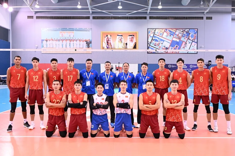 Đội tuyển bóng chuyền nam Việt Nam đã rời Bahrain vào rạng sáng ngày 25-6. Ảnh: AVC