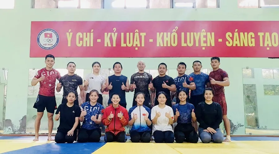 Đội tuyển jujitsu Việt Nam chuẩn bị sẵn sàng để thi đấu giải vô địch Đông Nam Á 2025. Ảnh: MINH MINH