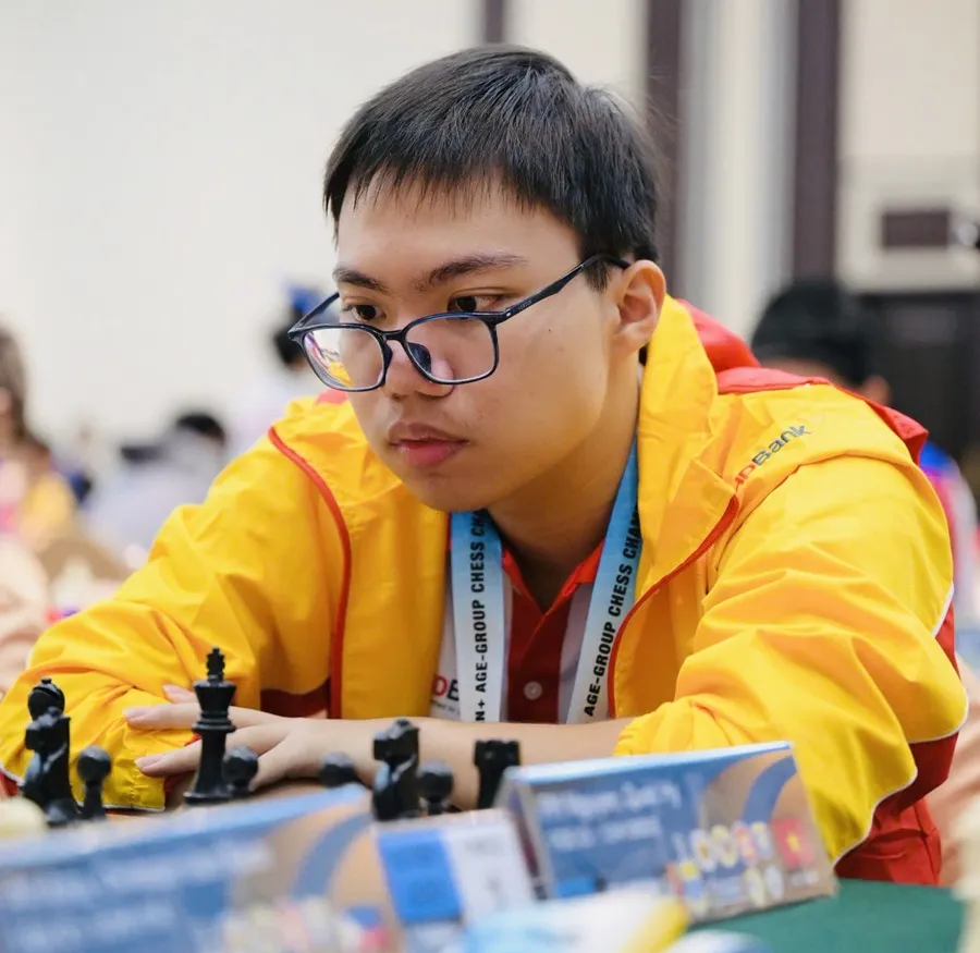 Nguyễn Quốc Hy đang thi đấu tại Malaysia và có kết quả quan trọng cho đội cờ vua trẻ Việt Nam. Ảnh: NGUYỄN MINH