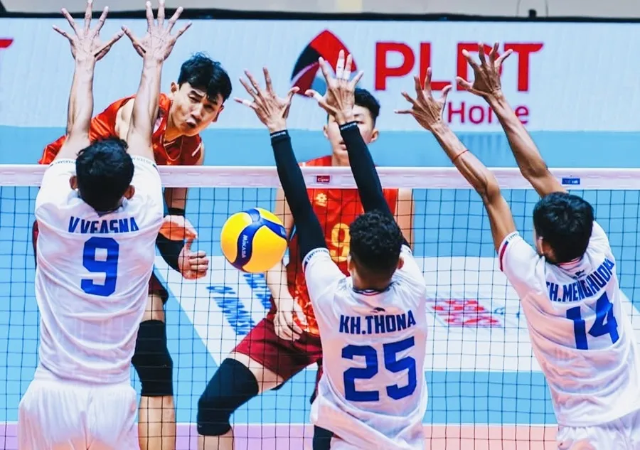 Cầu thủ bóng chuyền nam Việt Nam đã có chiến thắng đầu tiên tại chặng 2 giải đấu. Ảnh: SEAV.LEAGUE2025